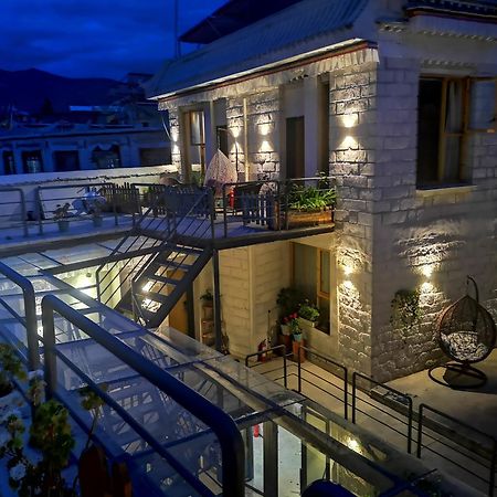 Fengma Feiyang Hostel Lhásza Kültér fotó
